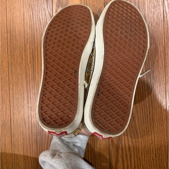 Flower vans - Picture 2 of 4